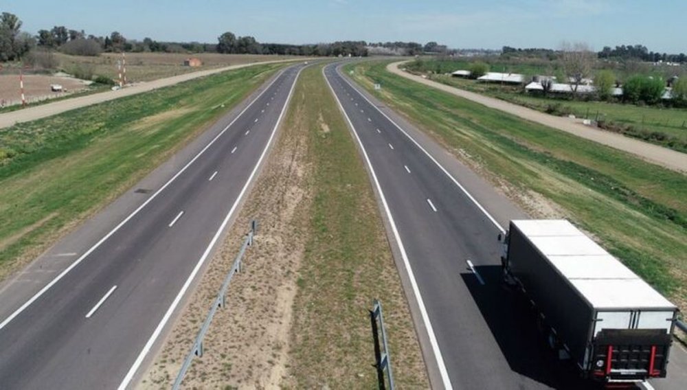 Corredores Viales iluminará con LED la autopista 7