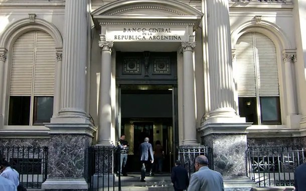 El Banco Central fijó un nuevo corredor de tasas de política monetaria y financiera