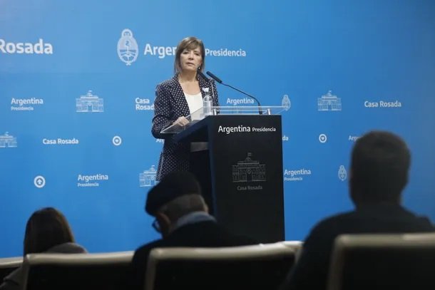 Cerruti destacó el trabajo del Gobierno y advirtió sobre las fake news