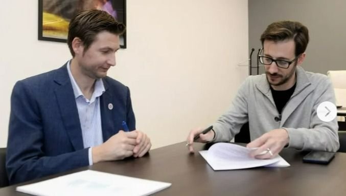 Ferraris firmó el convenio con Provincia para construir 127 casas en Vedia mientras gestiona más para Alberdi y Alem
