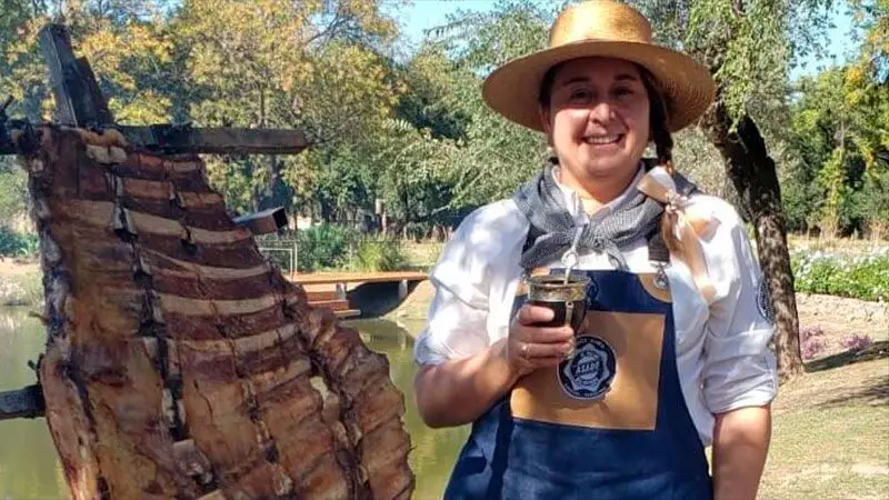 Es campeona nacional del asado y sueña con cocinarle a Messi: sus consejos