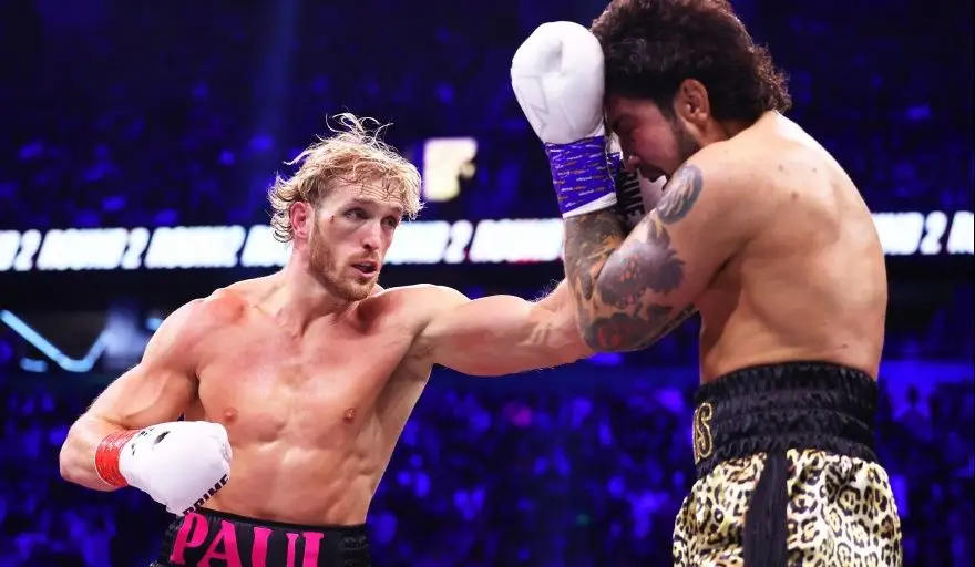 Logan Paul le ganó por descalificación a Dillon Danis luego de reiteradas tomas ilegales