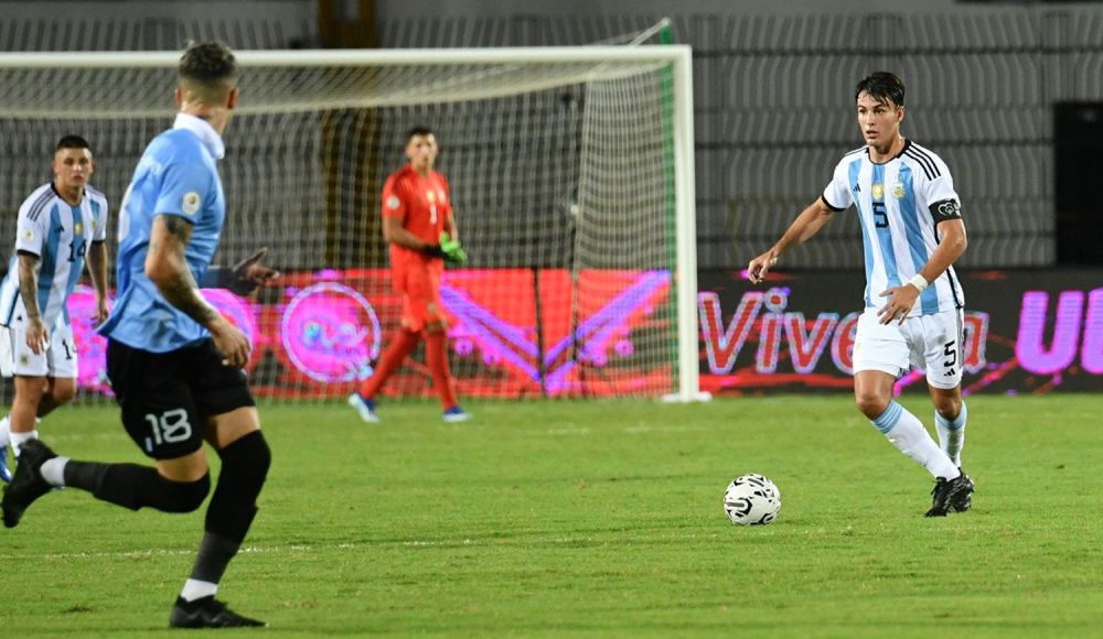 Argentina enfrenta a Venezuela por la fase final del Preolímpico