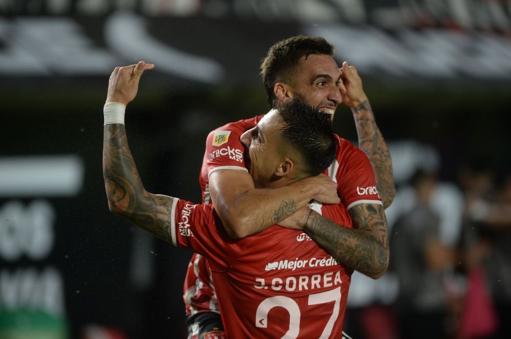 ¿Cómo le irá a Estudiantes? La inteligencia artificial adelantó quién ganará la Copa Libertadores