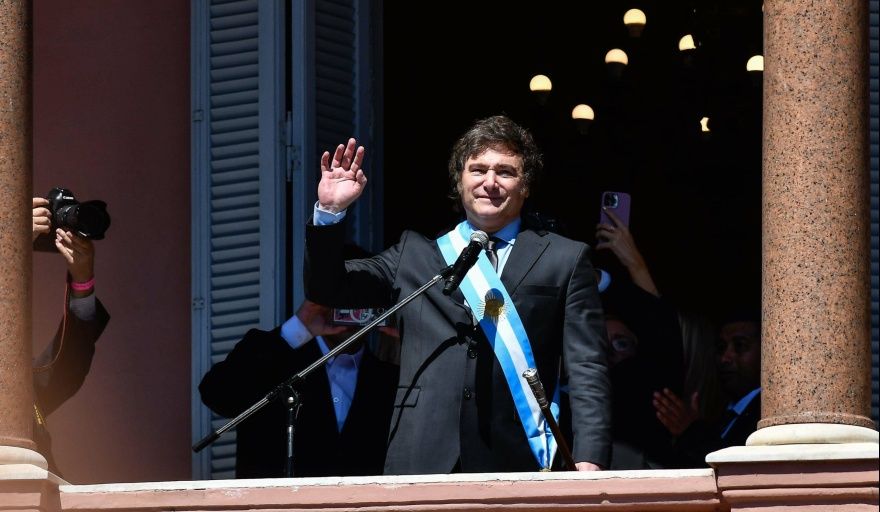 Javier Milei encabeza un acto en Córdoba por el 25 de mayo