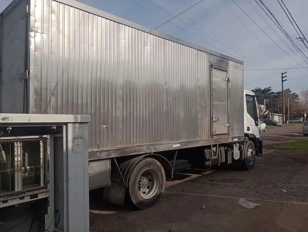 Una abuela salió a hacer compras, la atropelló un camión y murió