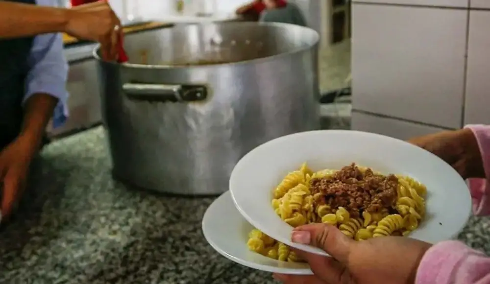 El Gobierno avanza contra organizaciones sociales por los “comedores fantasma”