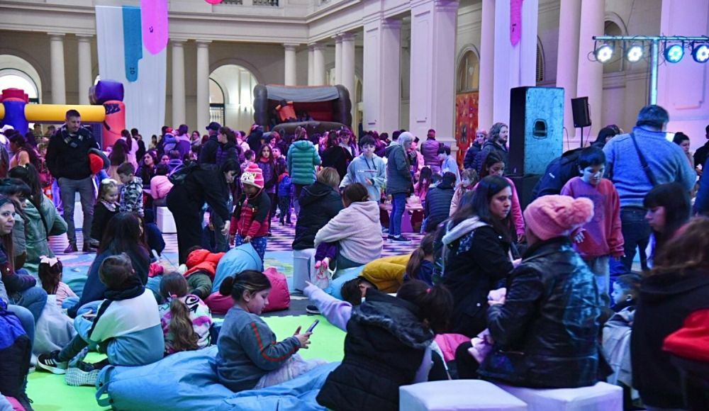 En vacaciones de invierno más de 200.000 personas disfrutaron de actividades en la ciudad