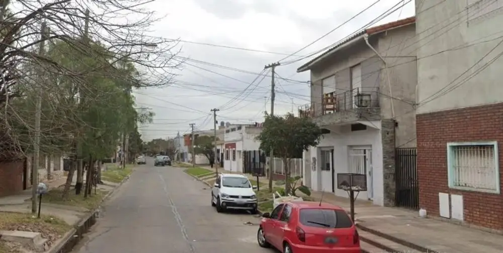 Lo asaltaron mientras dormía y le pusieron una bolsa en la cabeza