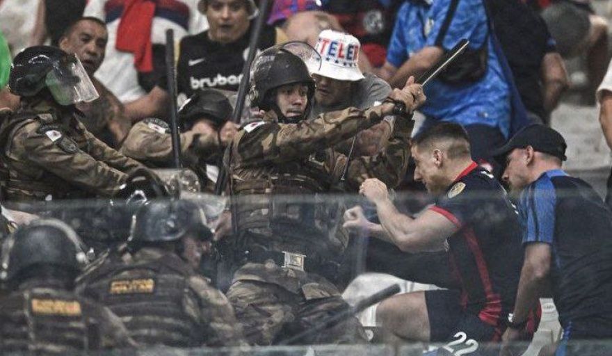 Papelón en la Copa Libertadores: los hinchas de San Lorenzo sufrieron una brutal represión en las tribunas en el duelo ante Atlético Mineiro