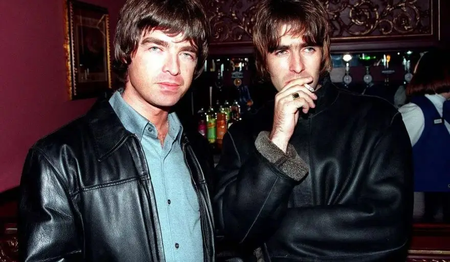 ¡Es un hecho! Los hermanos Gallagher vuelven a juntarse y Oasis anunciará su regreso esta semana