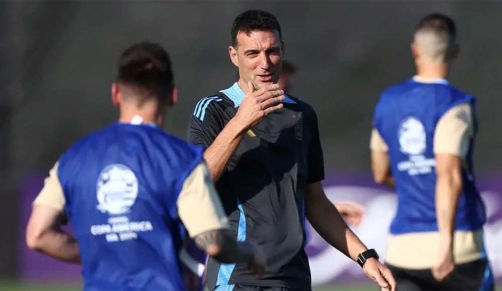 Scaloni cerro la lista de la Selección con varias bajas