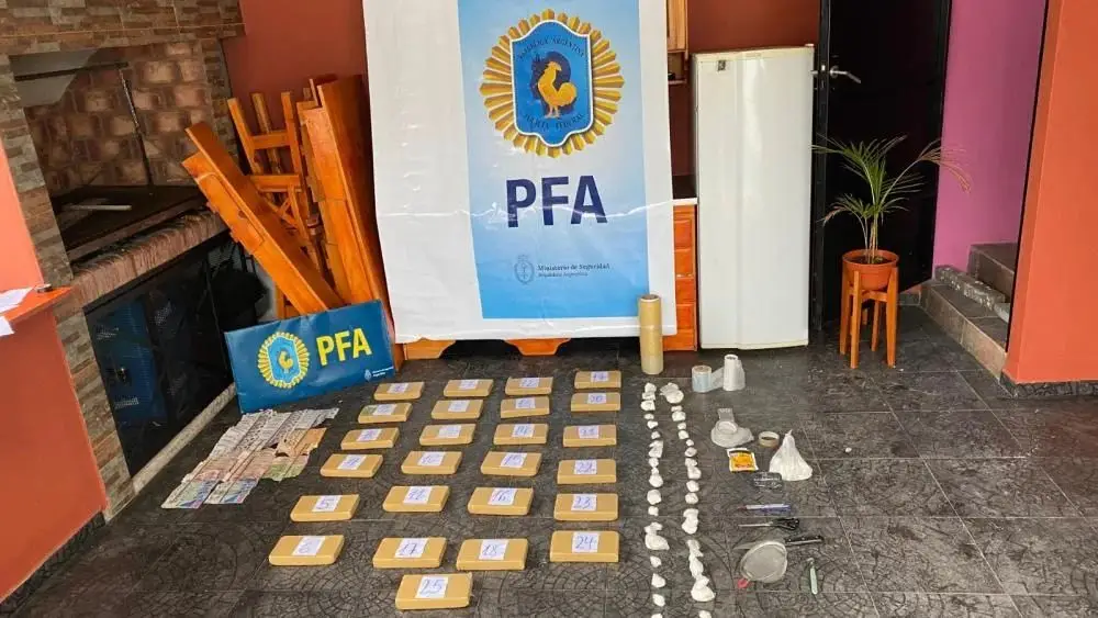 La Policía Federal desarticuló una banda narco y secuestran 30 kg de cocaína
