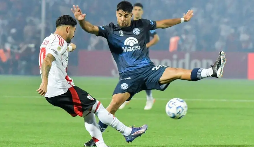 River perdió con Independiente de Rivadavia y todo terminó en un escándalo con piñas y corridas