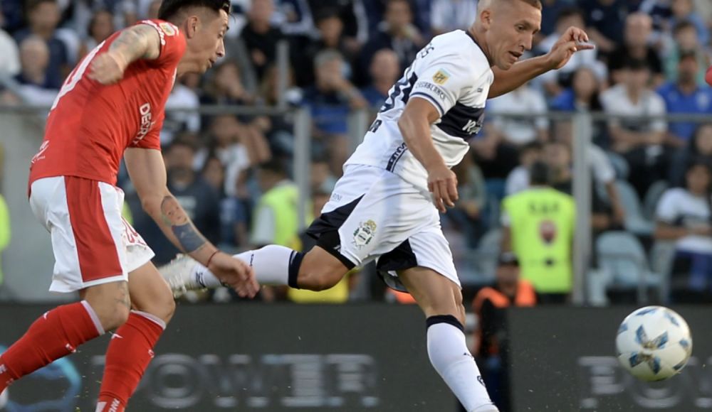 Gimnasia empato ante Huracán