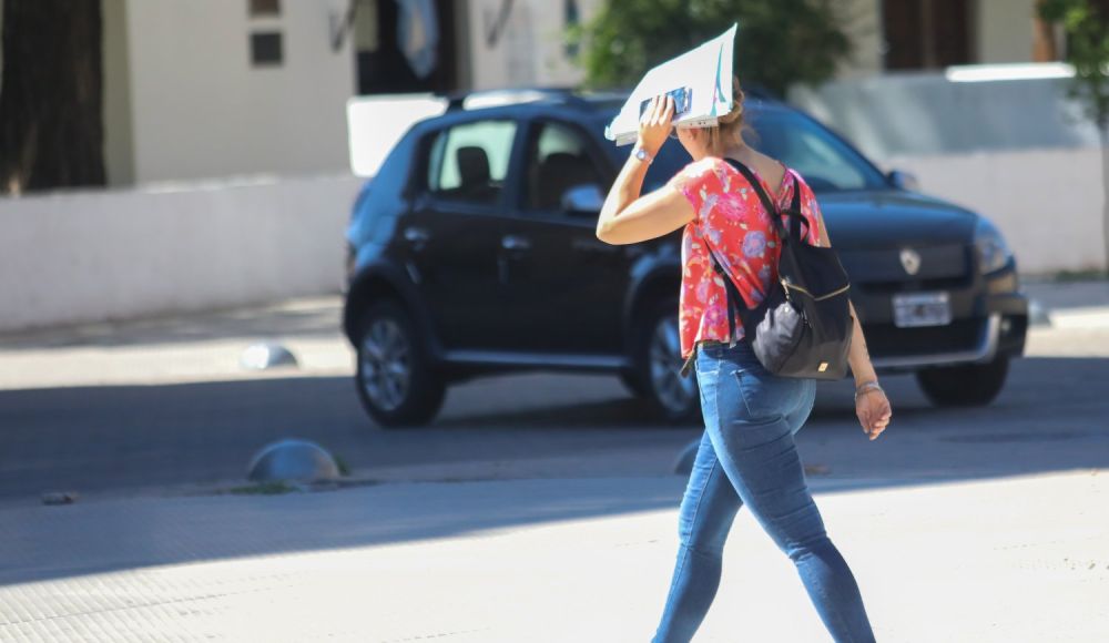 Llega la primera ola de calor del año a la región