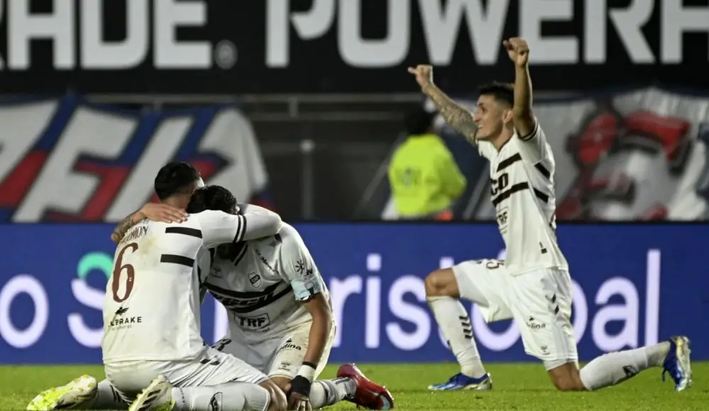Platense eliminó a San Lorenzo y se metió en la final del Torneo Apertura