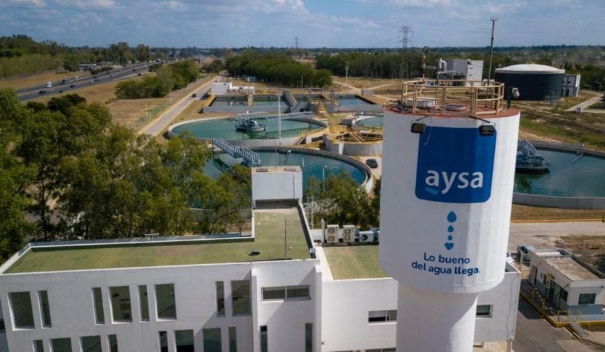 El Estado Nacional habilita el corte del servicio de agua por falta de pago y allana el camino a la privatización de AySA