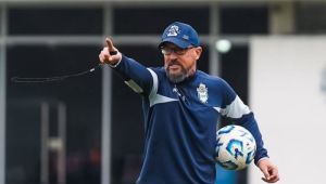 Orfila define el equipo para el debut ante Instituto