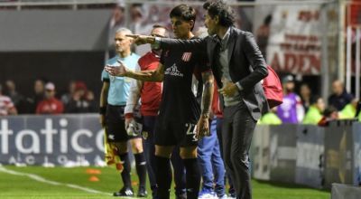 Domínguez confirmó su continuidad en Estudiantes y se comparó con Guardiola
