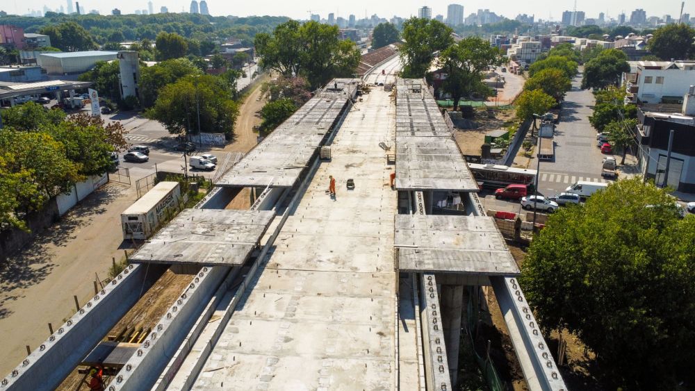 Un informe da esperanza a 65.000 usuarios del tren Belgrano Sur para que terminen la obra más importante de la línea