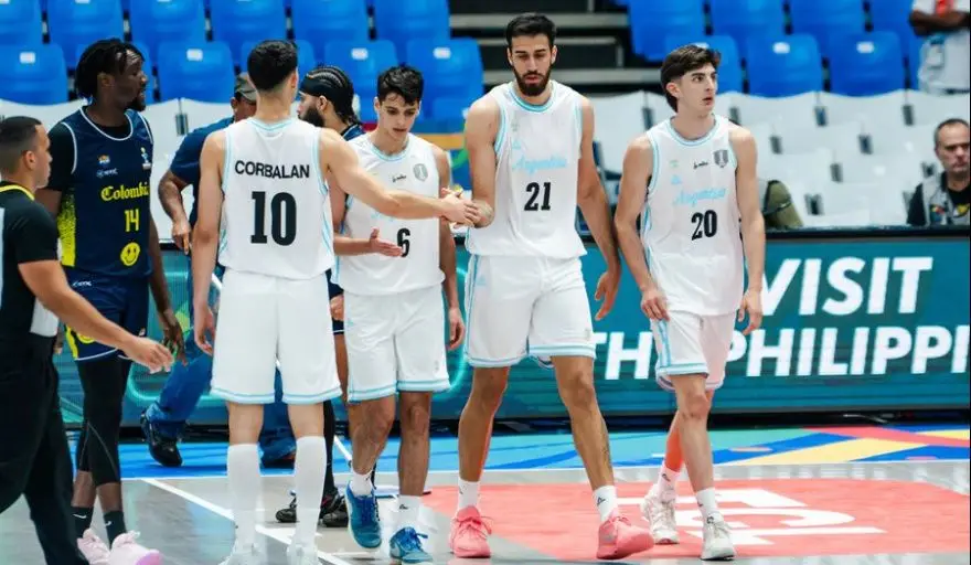 Argentina sufrió más de la cuenta pero venció a Colombia y sigue en la AmeriCup