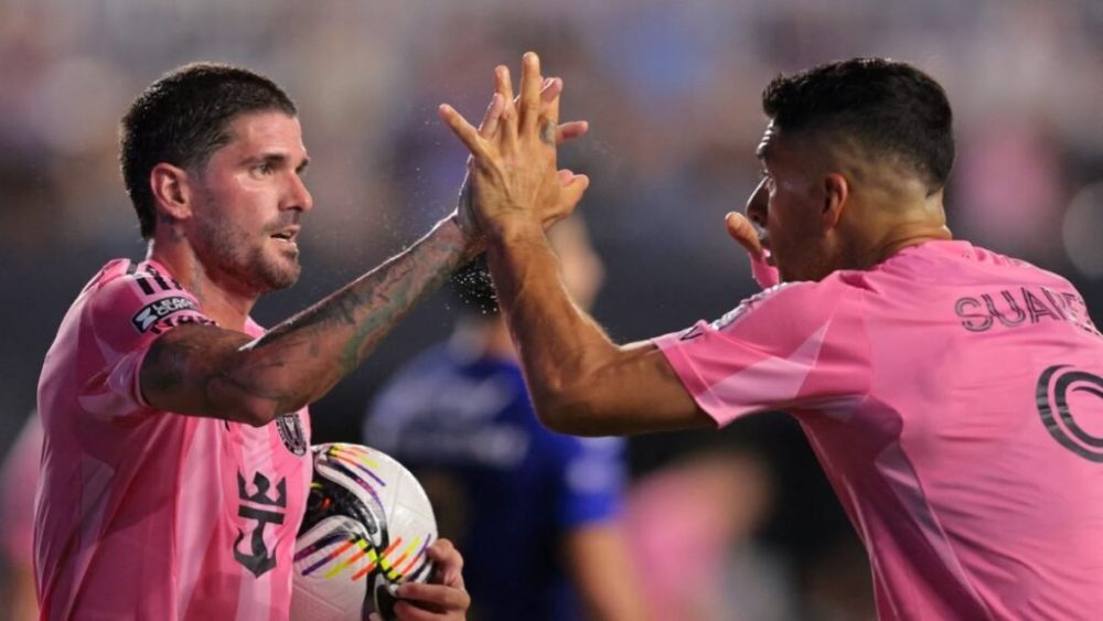 De Paul y Suárez maquillaron la ausencia de Messi y llevaron al Inter Miami a cuartos de final