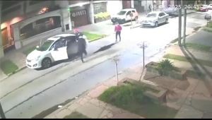 Avellaneda en llamas: en la misma cuadra y en menos de un mes, robaron dos vehículos a mano armada
