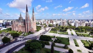 ¿Se anticipa una ola de calor en Argentina? El SMN advierte un “mini verano”