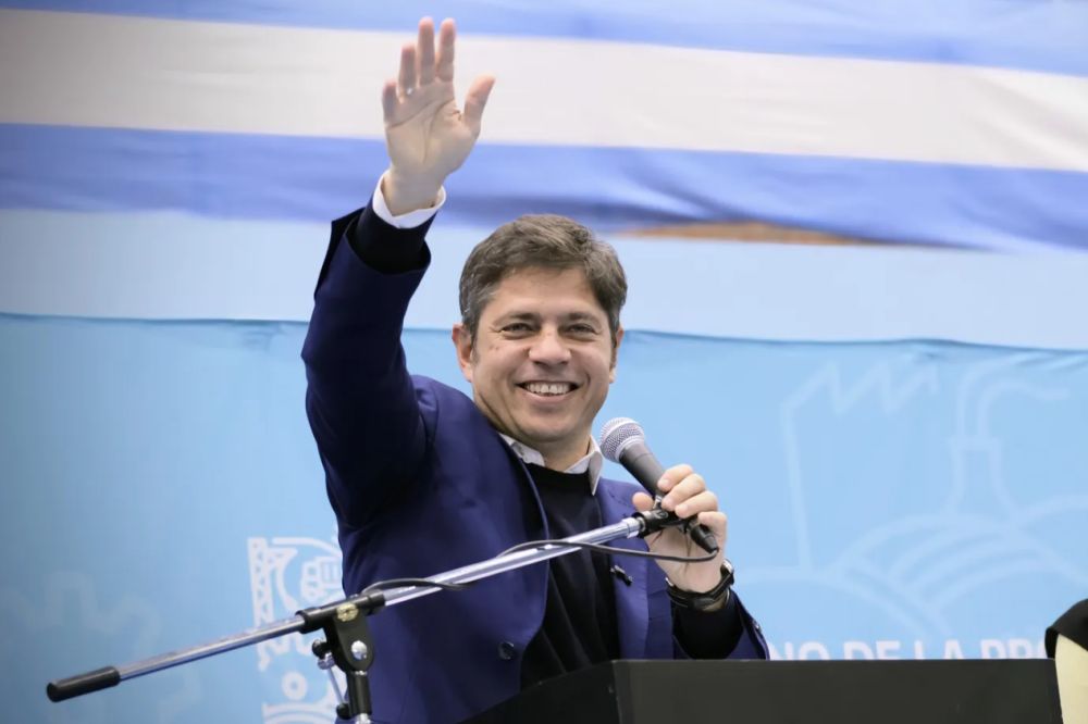 Axel Kicillof viajó a Nueva York para participar de un homenaje a José 