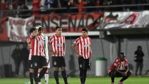 Con Rossi como figura, Estudiantes cayó ante Flamengo