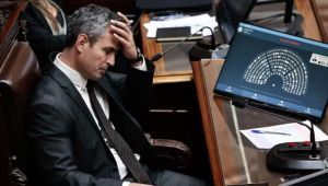 Negociación fallida. Los gobernadores le dieron la espalda al oficialismo y varios aliados rechazaron los vetos