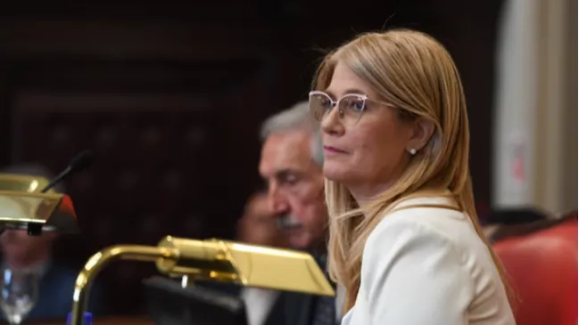 Escala la tensión entre Kicillof y el kirchnerismo por un lugar clave en la línea sucesoria