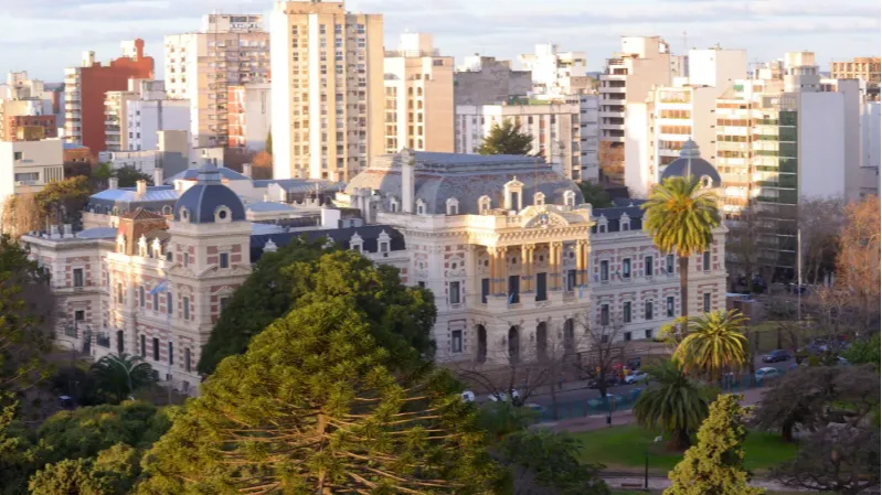 Provincia confirmó que pagará el aguinaldo a los trabajadores públicos bonaerenses 