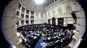 La sesión en la Legislatura bonaerense para tratar el endeudamiento se prorrogó por tiempo indeterminado