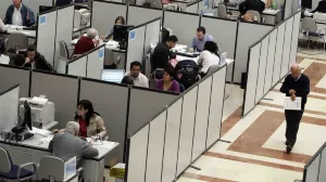 Con aumento incluido, la Provincia confirmó qué días de febrero cobrarán los sueldos los empleados públicos