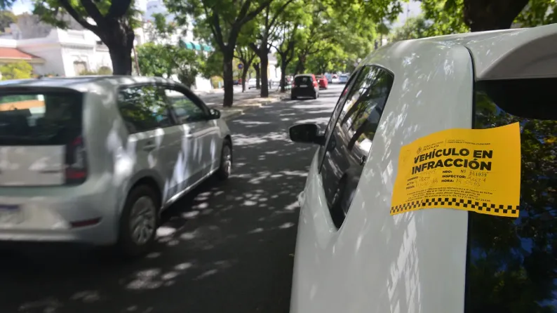 ¿Cuánto costarían hoy las multas de tránsito tras los últimos aumentos de los combustibles?