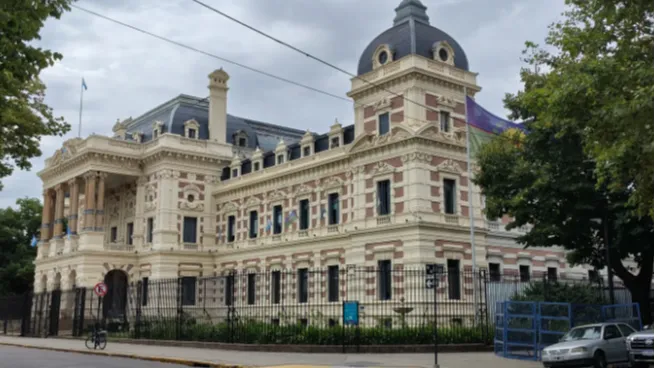 Cayeron las transferencias de la Provincia a los municipios