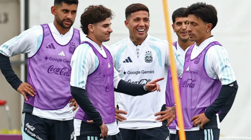 Cuál será la primera formación de Argentina en el inicio de la era post Messi: el movimiento de piezas que anticipa el futuro