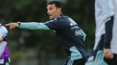Mientras se define su futuro en la Selección, Lionel Scaloni dará una conferencia de prensa