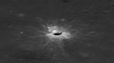 Descubrieron un nuevo cráter en la luna