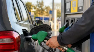 A cuánto llegaría la nafta en el Gran Buenos Aires si el Gobierno decidiera aplicar los impuestos pendientes
