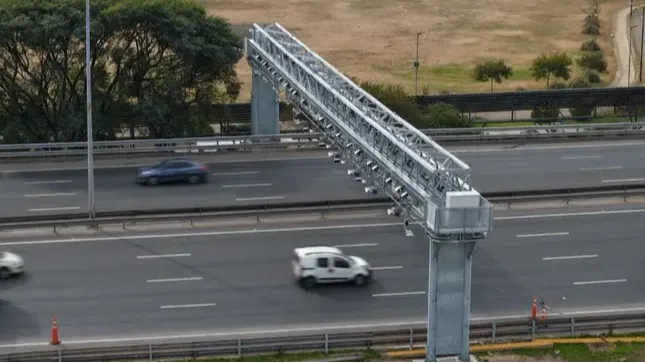 Inauguraron nuevo peaje en la Autopista Buenos Aires-La Plata: dónde está y cómo funciona