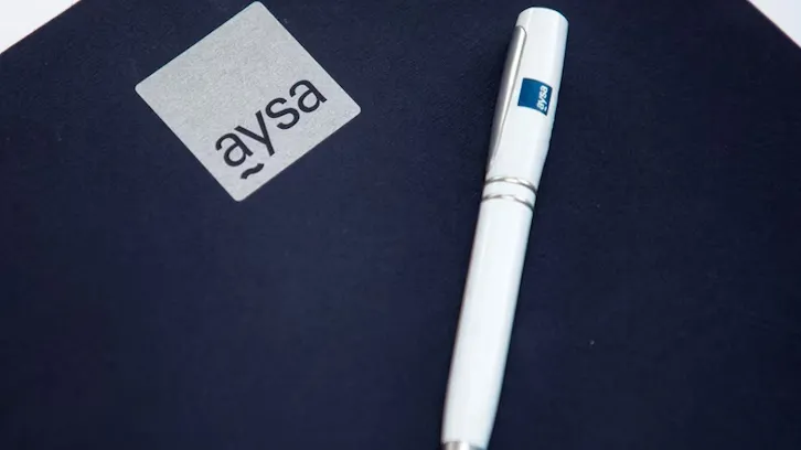 Privatización de AySA: qué va a pasar con los aumentos , las obras y los empleados