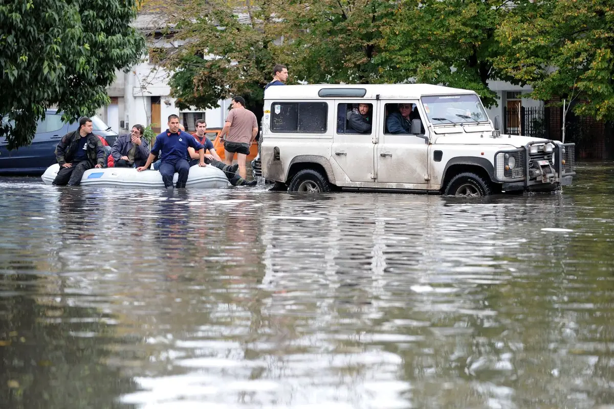 Crean una mesa interministerial para prevenir efectos de El Niño y agilizar contrataciones