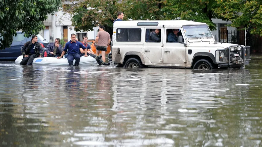 Crean una mesa interministerial para prevenir efectos de El Niño y agilizar contrataciones