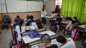 La Provincia ofertó el 6% de aumento a los docentes y los gremios preparan una respuesta