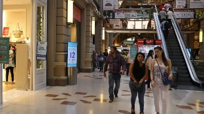 Indumentaria en crisis: aumentan las importaciones y caen las ventas