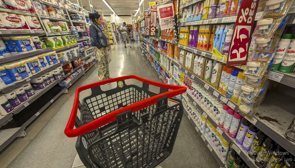 Inflación de octubre: estiman que cerrará cercana al 2% por el alza en alimentos y combustibles